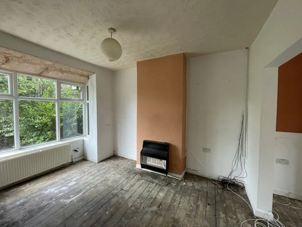 12 Lindadale Avenue, Accrington, Lancashire, BB5 0NG