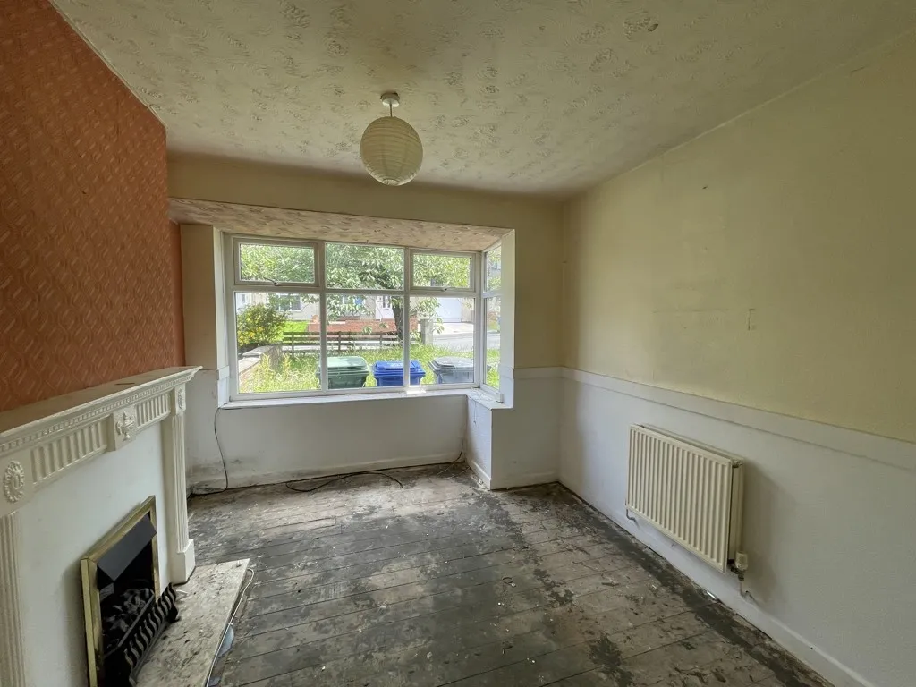 12 Lindadale Avenue, Accrington, Lancashire, BB5 0NG