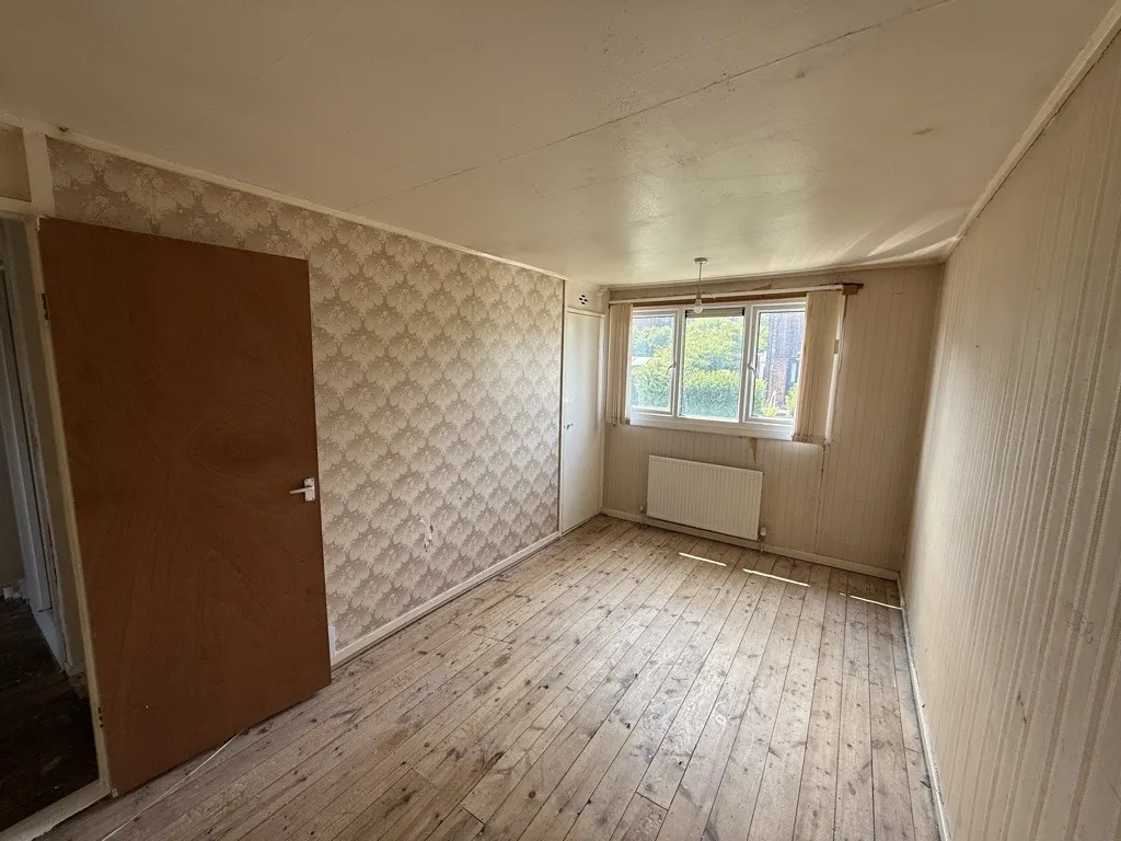 10 Grimsell Drive, Foxhill, Sheffield, South Yorkshire, S6 1AP