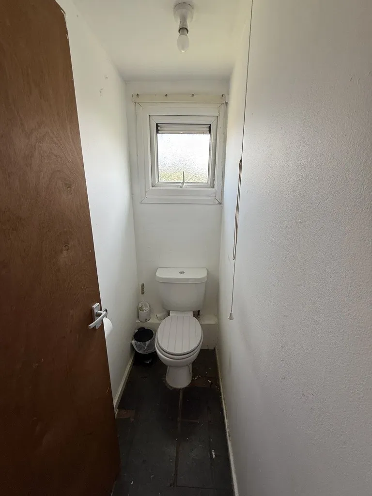 10 Grimsell Drive, Foxhill, Sheffield, South Yorkshire, S6 1AP