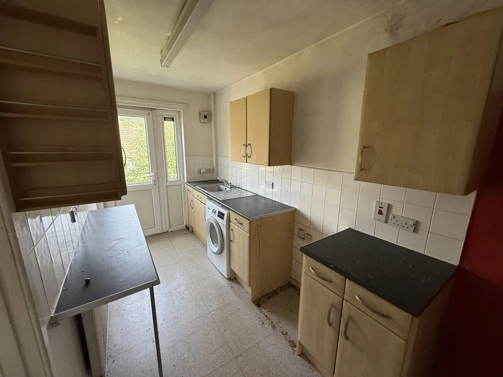 10 Grimsell Drive, Foxhill, Sheffield, South Yorkshire, S6 1AP