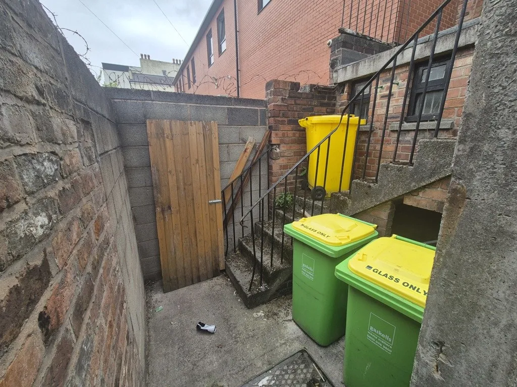 Upper Floors At 28A Prescot Road, Fairfield, Liverpool, Merseyside, L7 0LQ