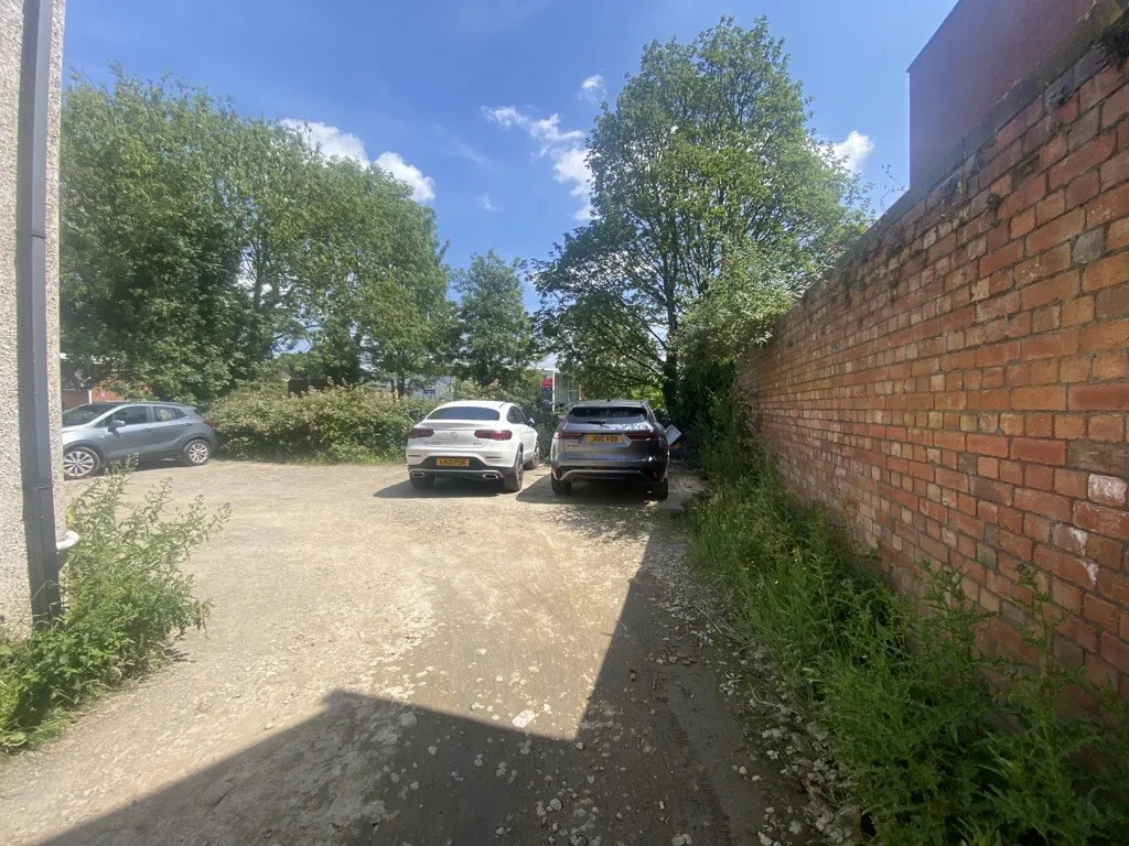 19 Market Street, Hemsworth, Pontefract, West Yorkshire, WF9 4JY