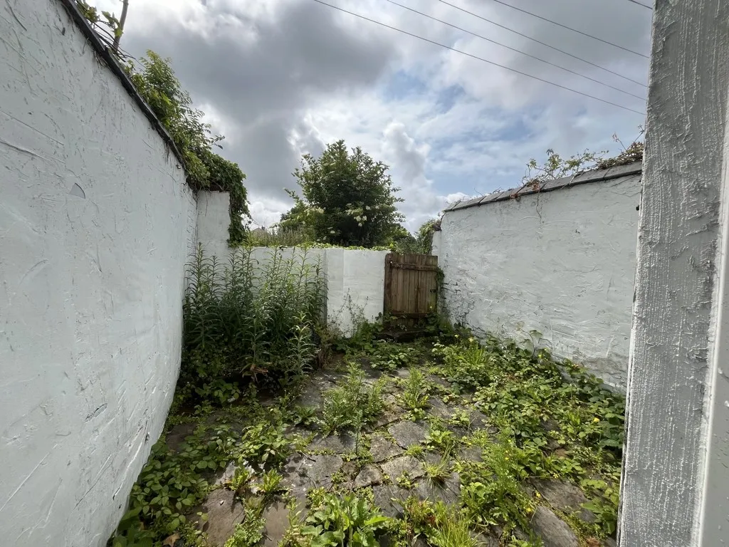 11 Clay Street, Bromley Cross, Bolton, Lancashire, BL7 9BU