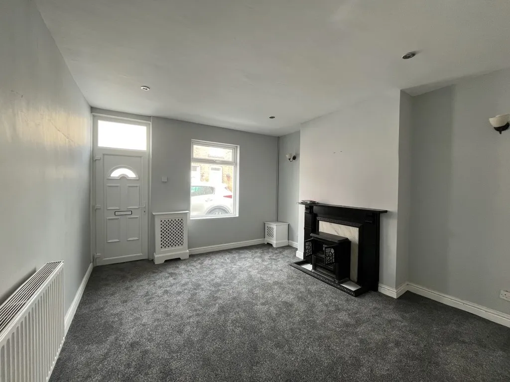 11 Clay Street, Bromley Cross, Bolton, Lancashire, BL7 9BU