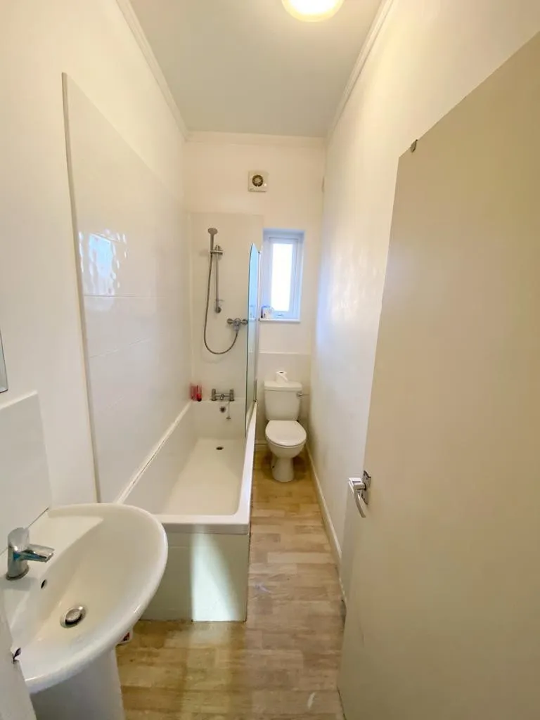 476/476A, Glossop Road, Broomhill, Sheffield, South Yorkshire, S10 2QA
