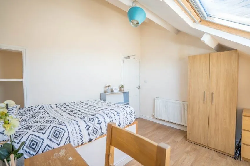 476/476A, Glossop Road, Broomhill, Sheffield, South Yorkshire, S10 2QA