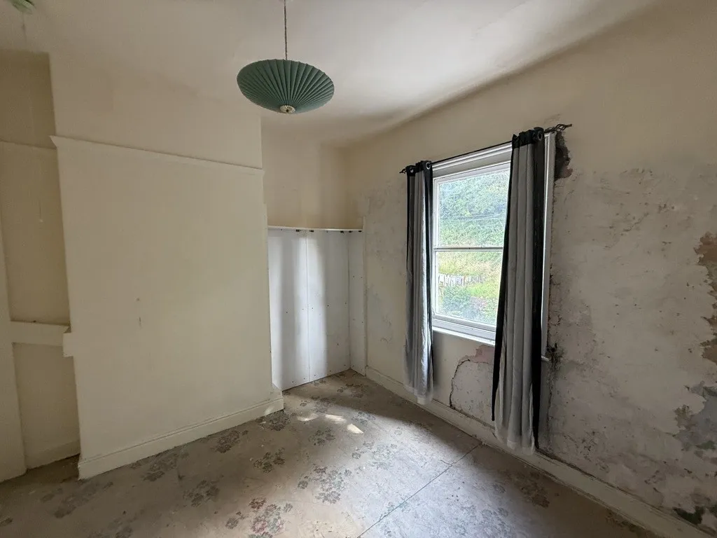 92 Green Street, Deepcar, Sheffield, South Yorkshire, S36 2PZ