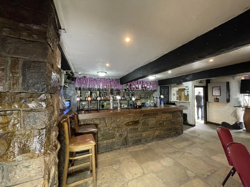 8 Windy Bank, Colne, Lancashire, BB8 9HZ