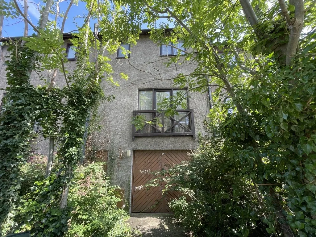 54 Lancaster Road, Carnforth, Lancashire, LA5 9LD