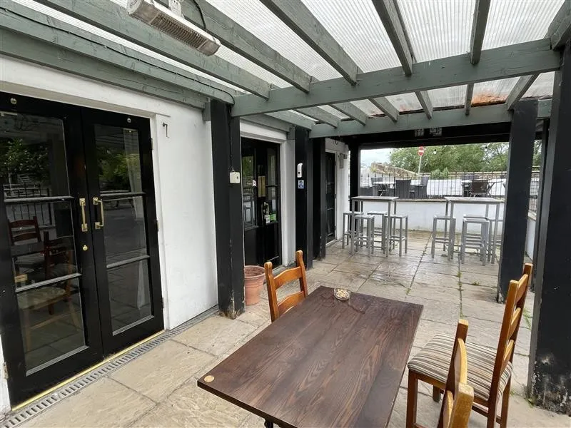 Royal Oak, High Street, Bangor-On-Dee, Wrexham, Wrexham, LL13 0BU