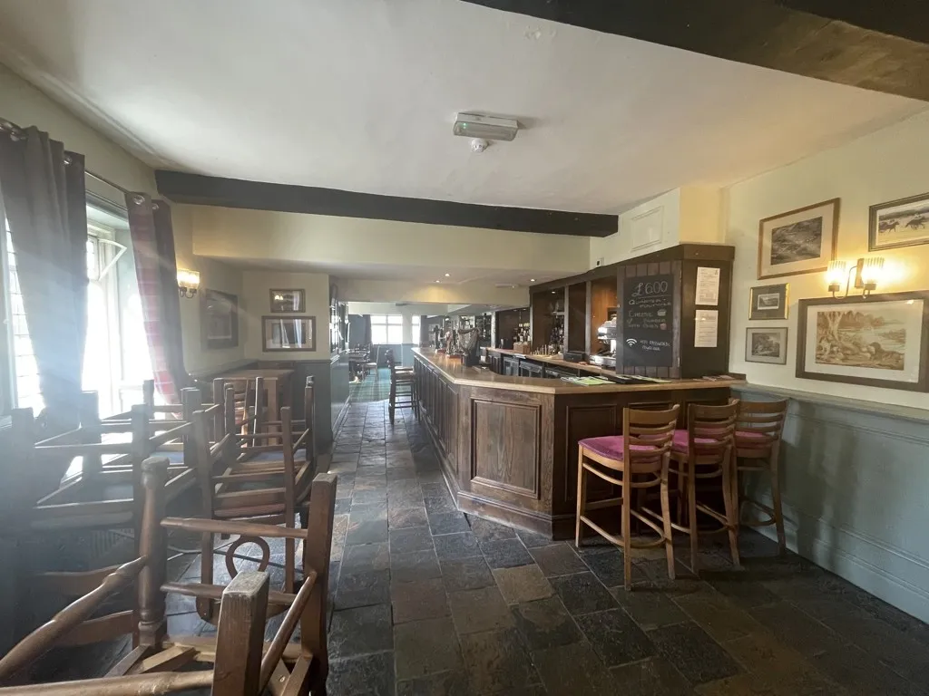 Royal Oak, High Street, Bangor-On-Dee, Wrexham, Wrexham, LL13 0BU