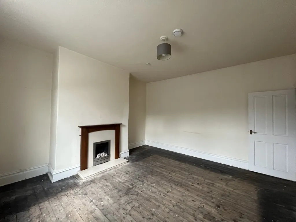 98 St. Thomas's Road, Huddersfield, West Yorkshire, HD1 3LL