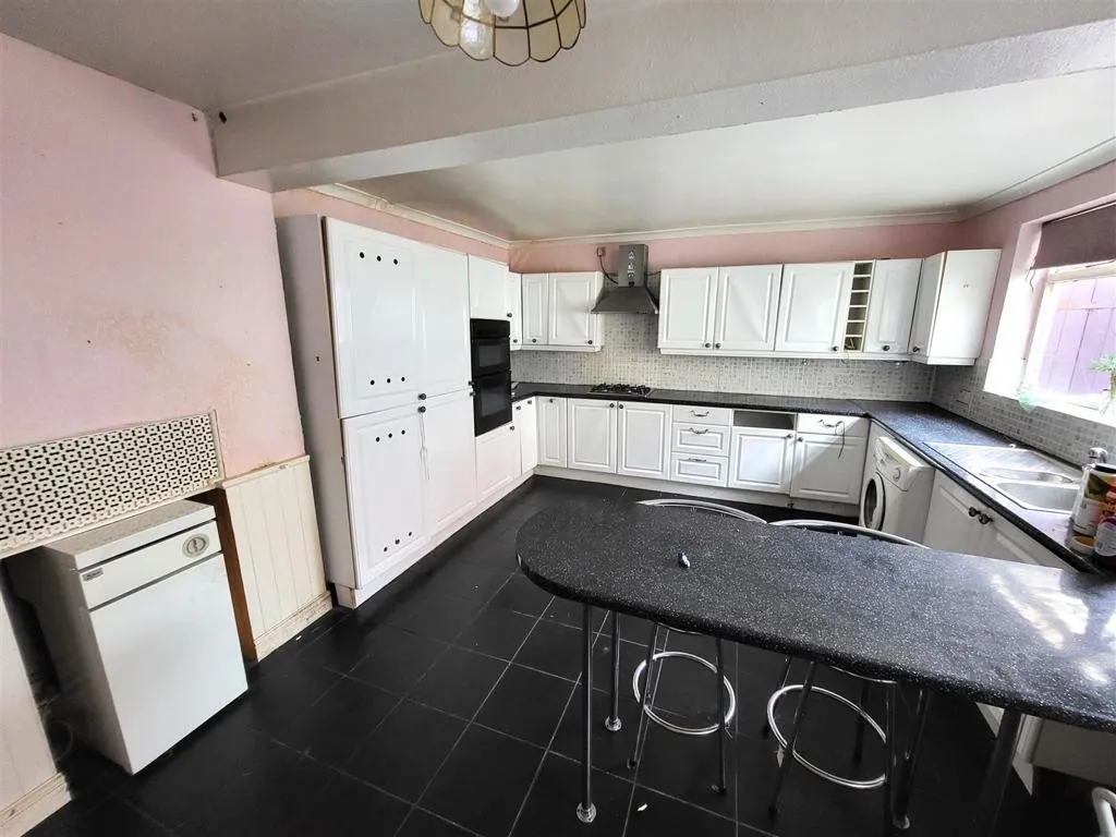23 Fairfield Avenue, Rhyl, Denbighshire, LL18 3EE