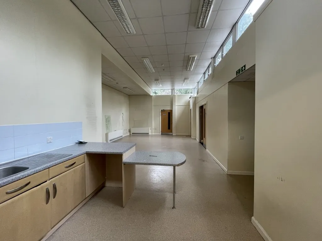 Former Lovell Park Day Centre, 1 Lovell Park Gate, Leeds, West Yorkshire, LS7 1DA