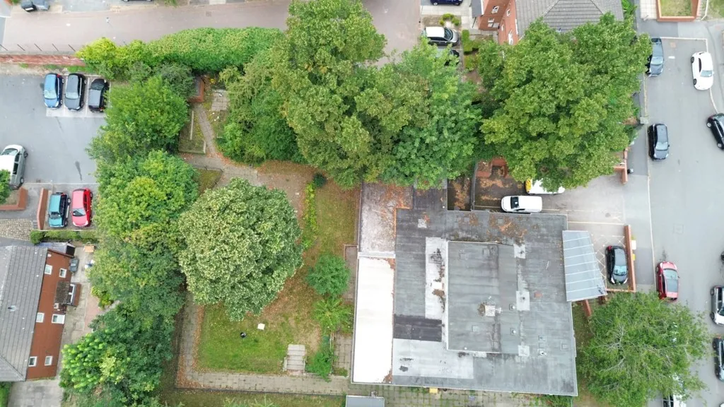 Former Lovell Park Day Centre, 1 Lovell Park Gate, Leeds, West Yorkshire, LS7 1DA
