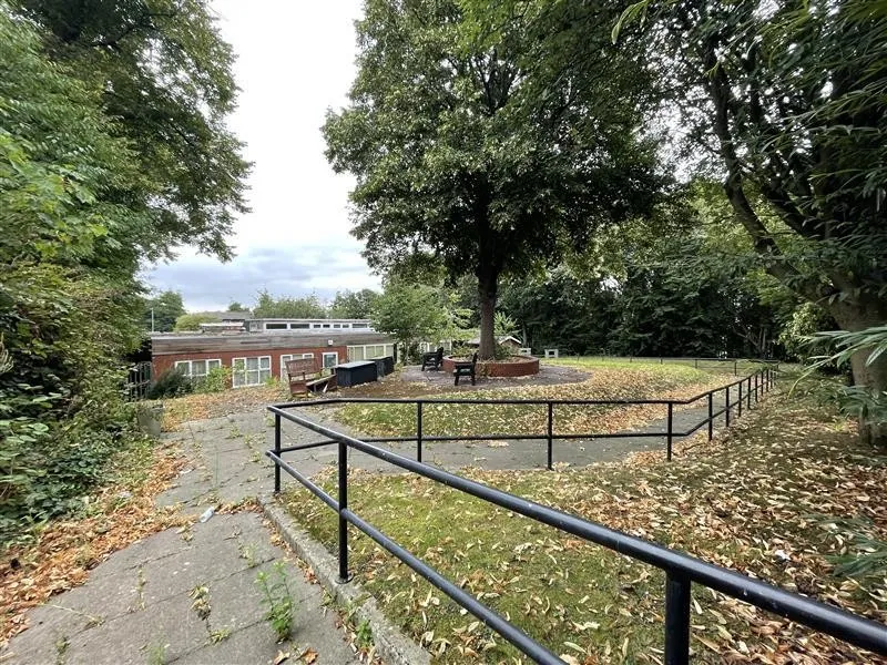 Former Lovell Park Day Centre, 1 Lovell Park Gate, Leeds, West Yorkshire, LS7 1DA