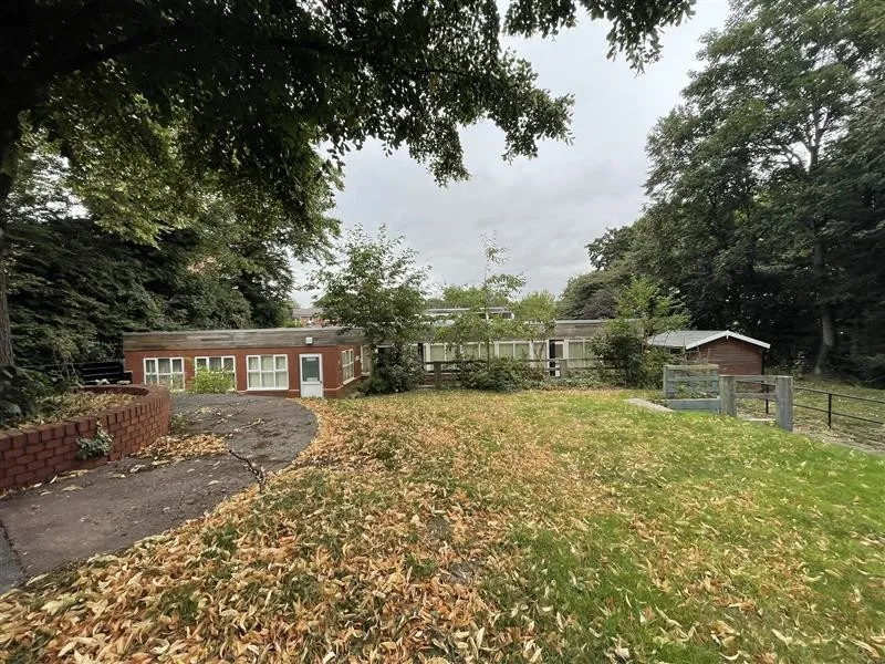 Former Lovell Park Day Centre, 1 Lovell Park Gate, Leeds, West Yorkshire, LS7 1DA