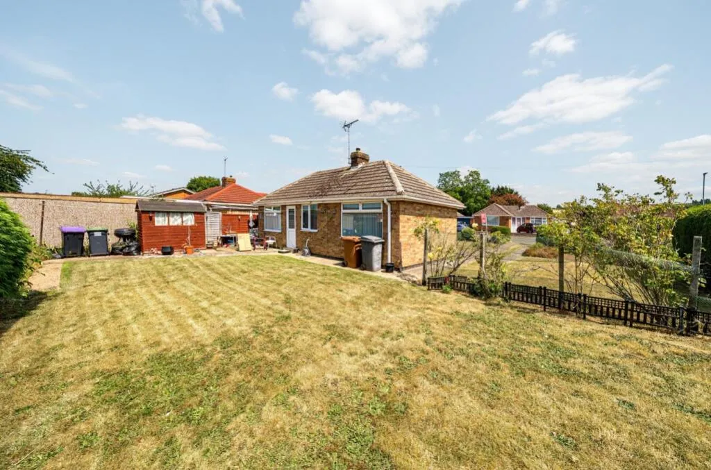 3 bed Detached Bungalow