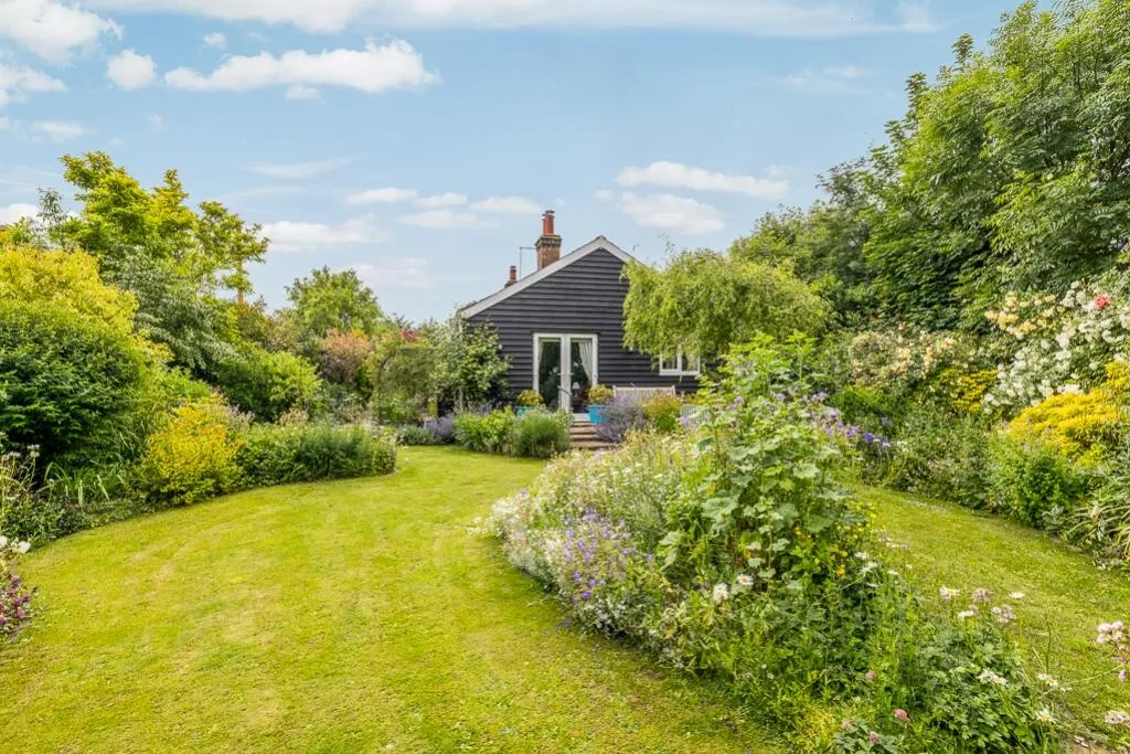 2 bed Detached Bungalow