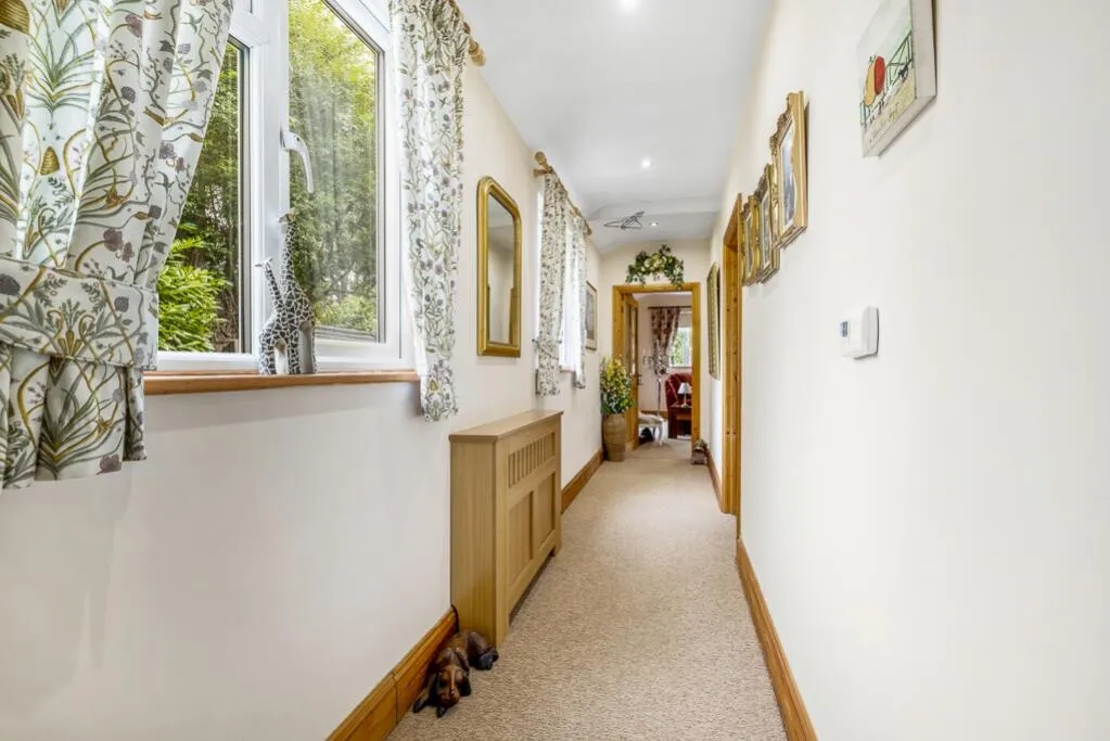 2 bed Detached Bungalow