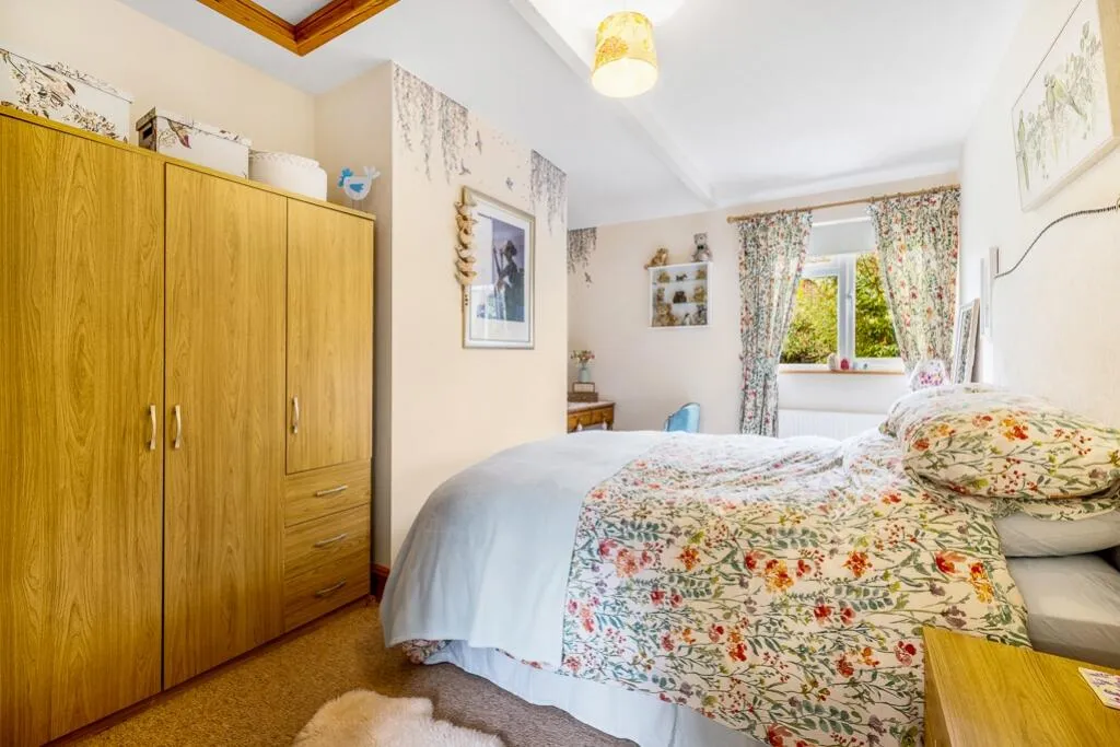 2 bed Detached Bungalow