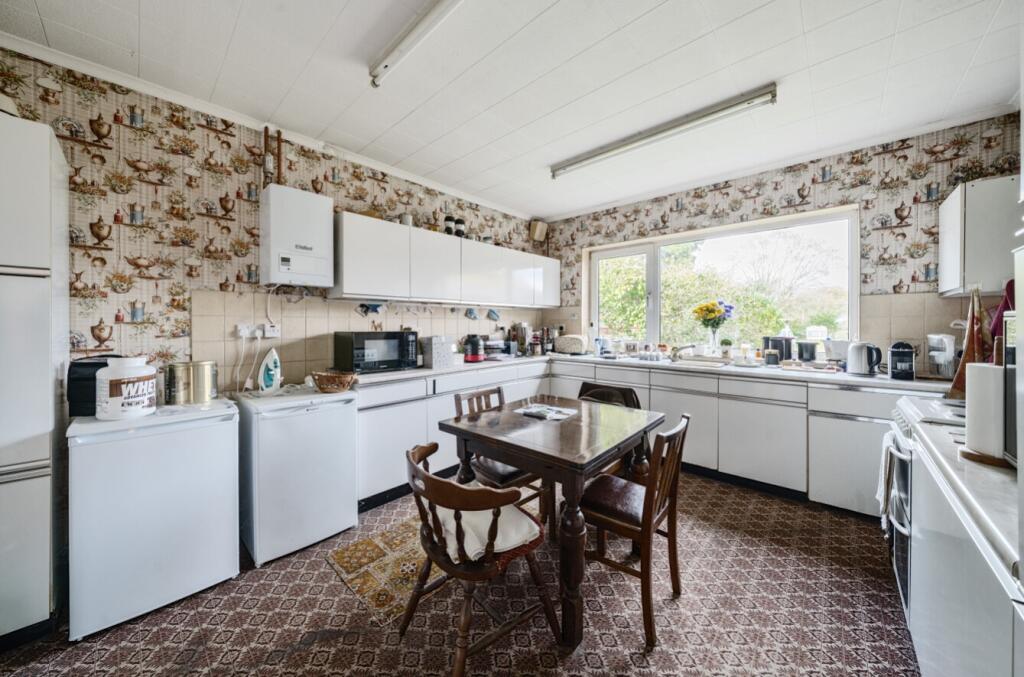 3 bed Detached Bungalow