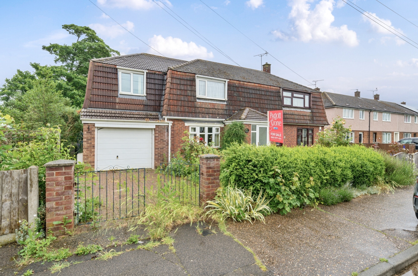3 bed Semi-Detached