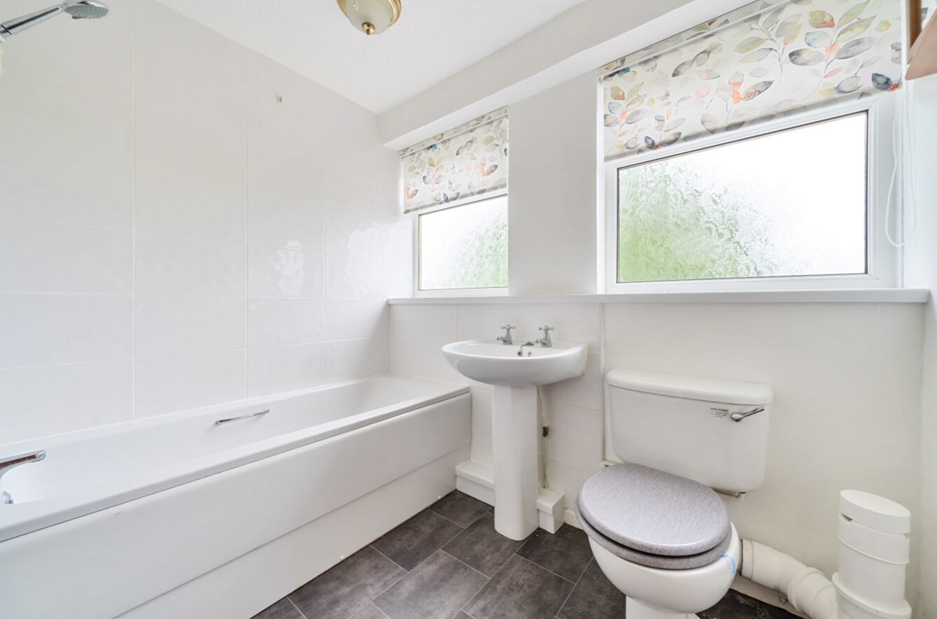 3 bed Semi-Detached