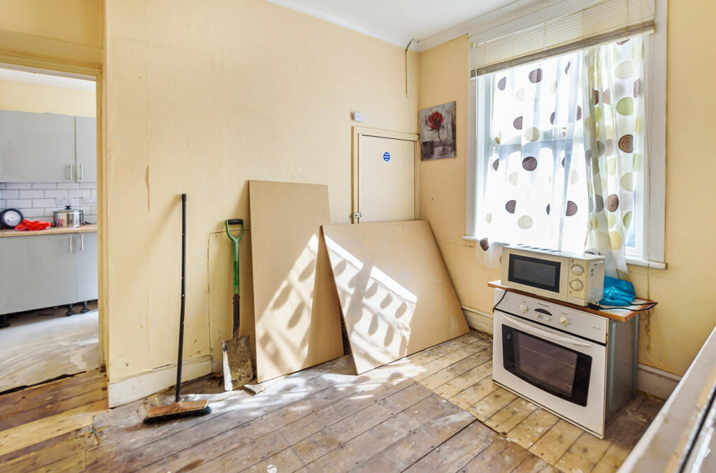 6 bed House Share