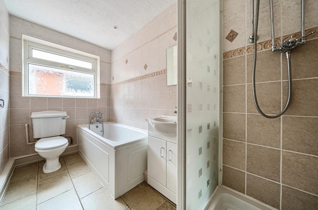 3 bed Detached Bungalow