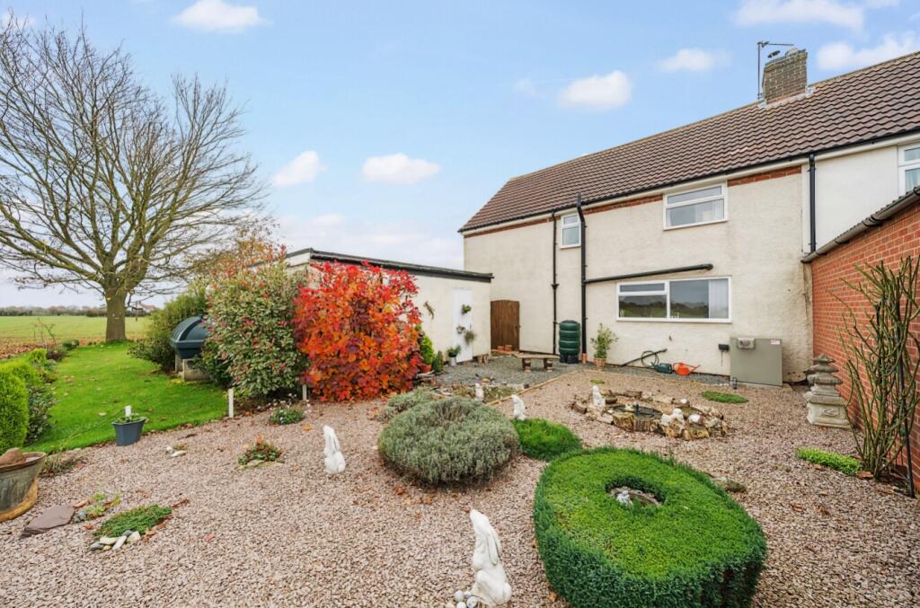 3 bed Semi-Detached