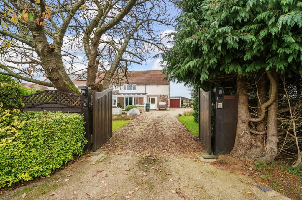 3 bed Semi-Detached
