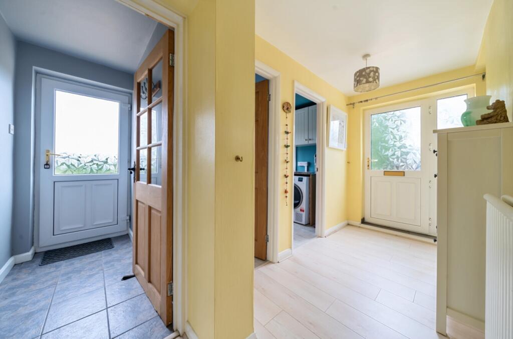 3 bed Semi-Detached