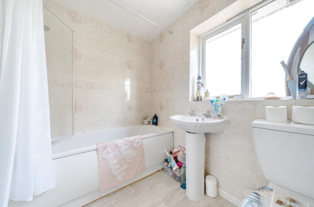 3 bed Semi-Detached