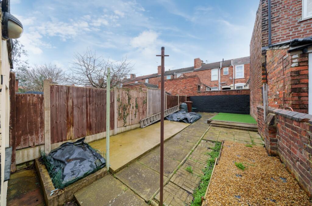 5 bed Terraced