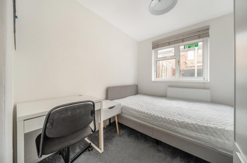 5 bed Terraced
