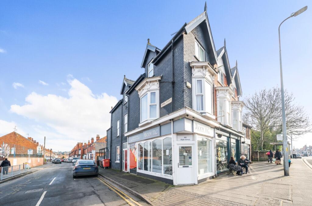 2 bed Mixed Use