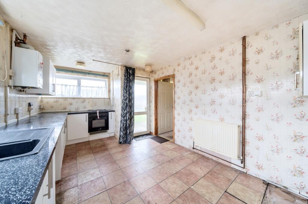 2 bed Detached Bungalow