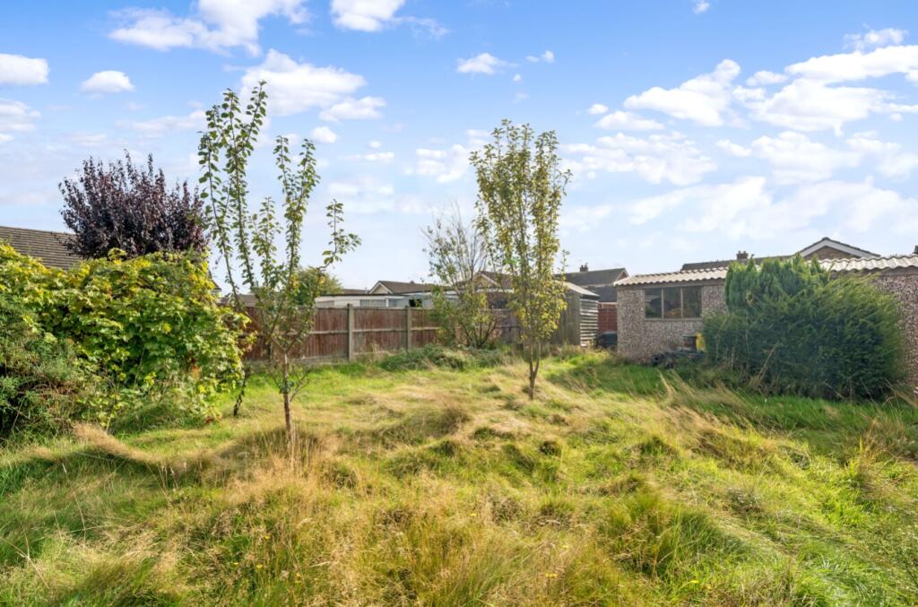 2 bed Detached Bungalow