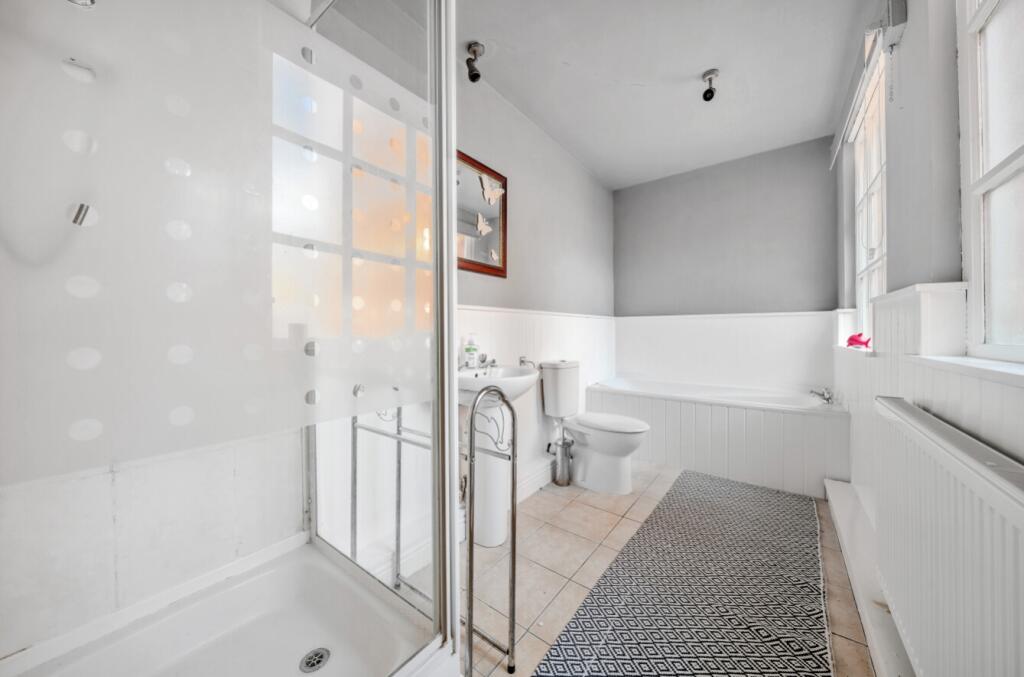 3 bed Terraced