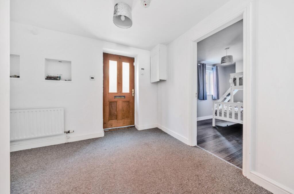 3 bed Terraced