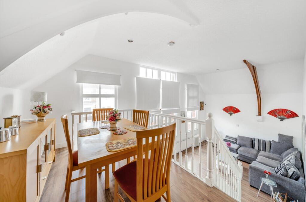 3 bed Terraced