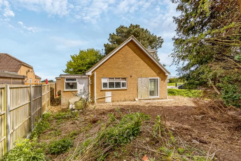 3 bed Detached Bungalow