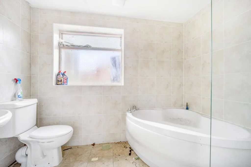 3 bed Detached Bungalow