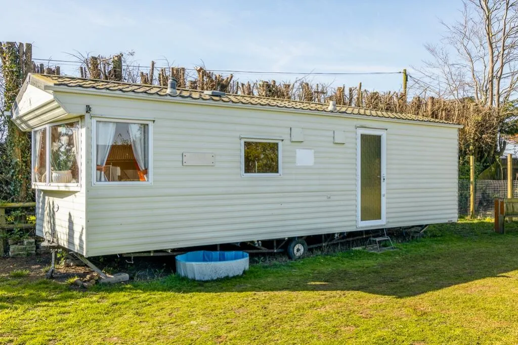 2 bed Detached Bungalow