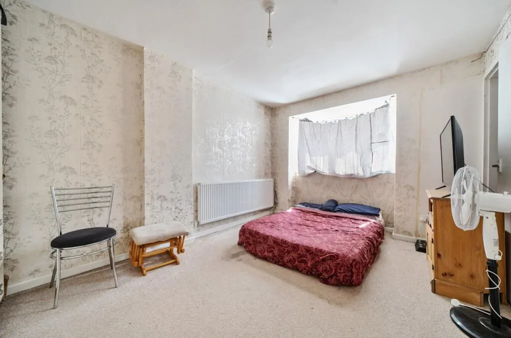 2 bed End of Terrace