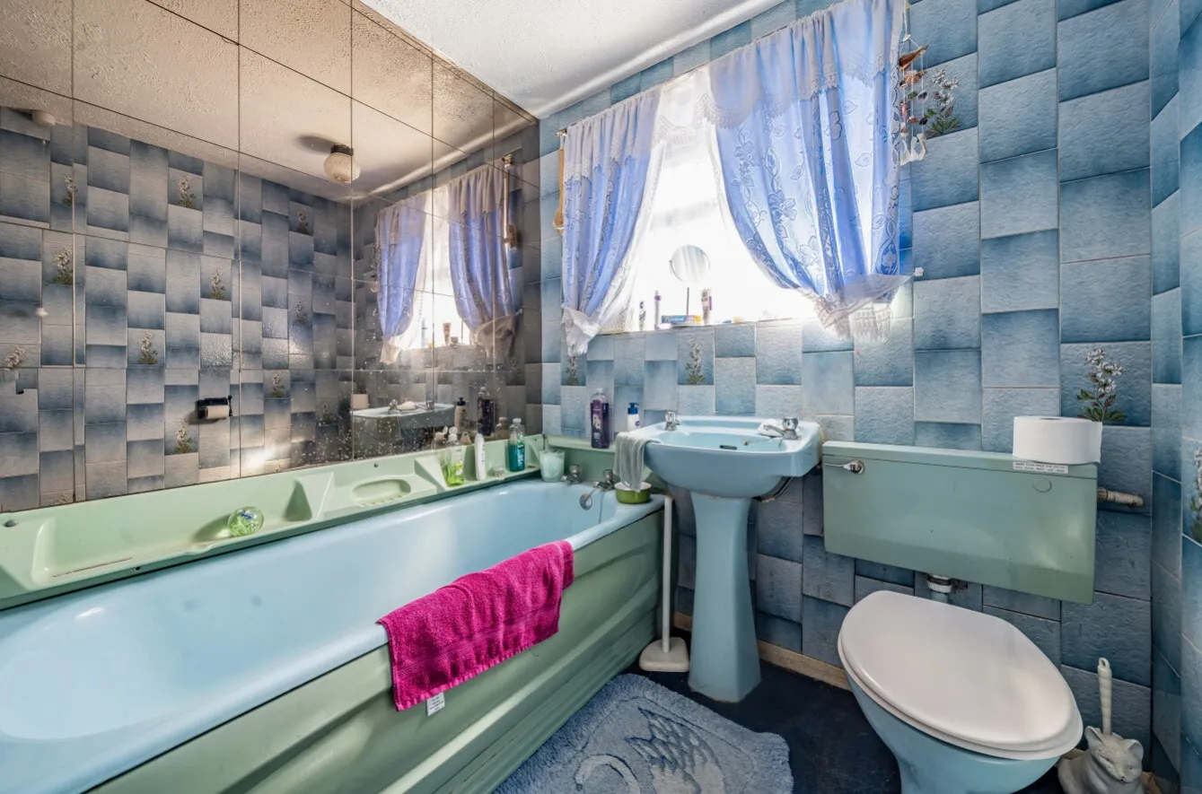 3 bed Detached Bungalow