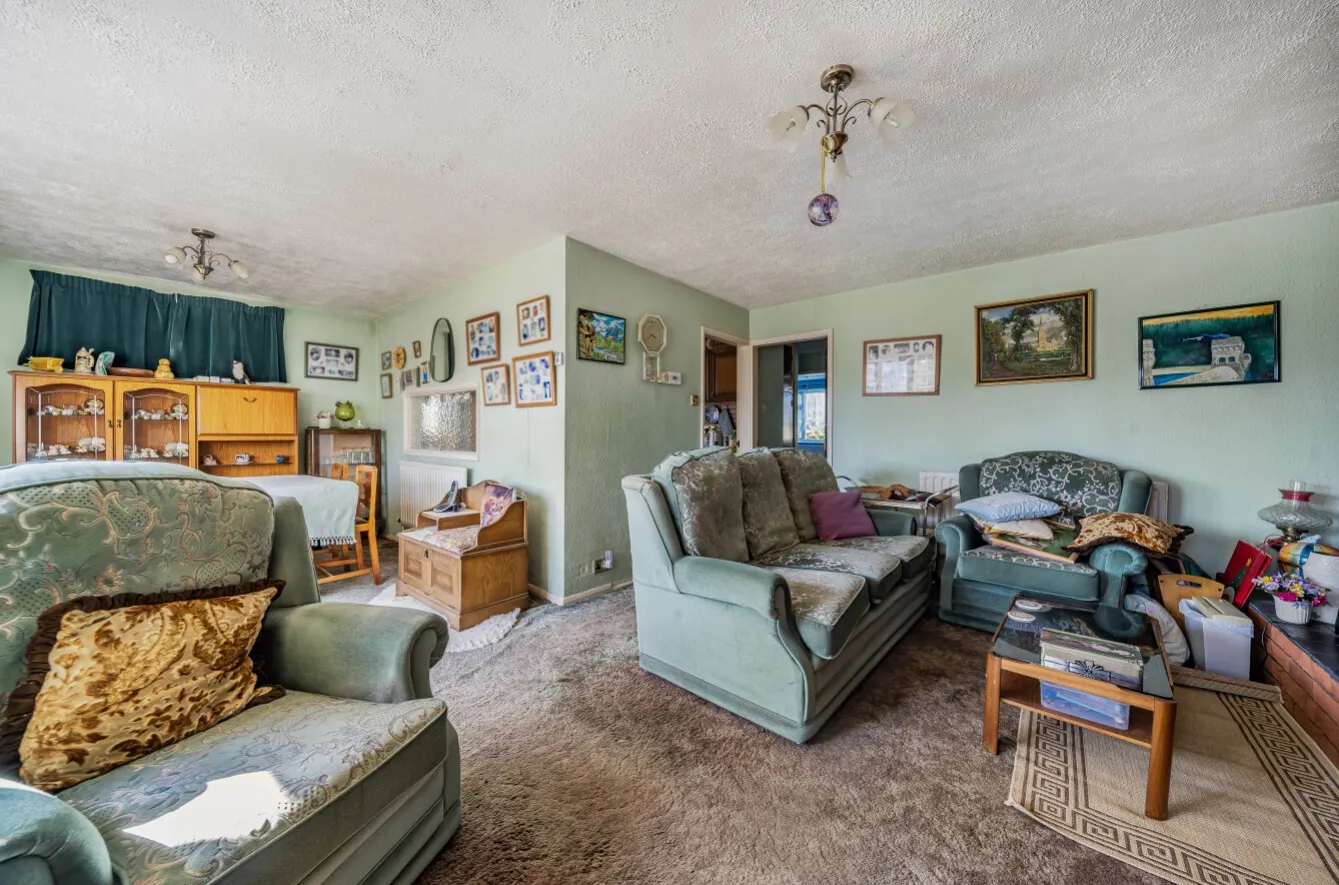 3 bed Detached Bungalow