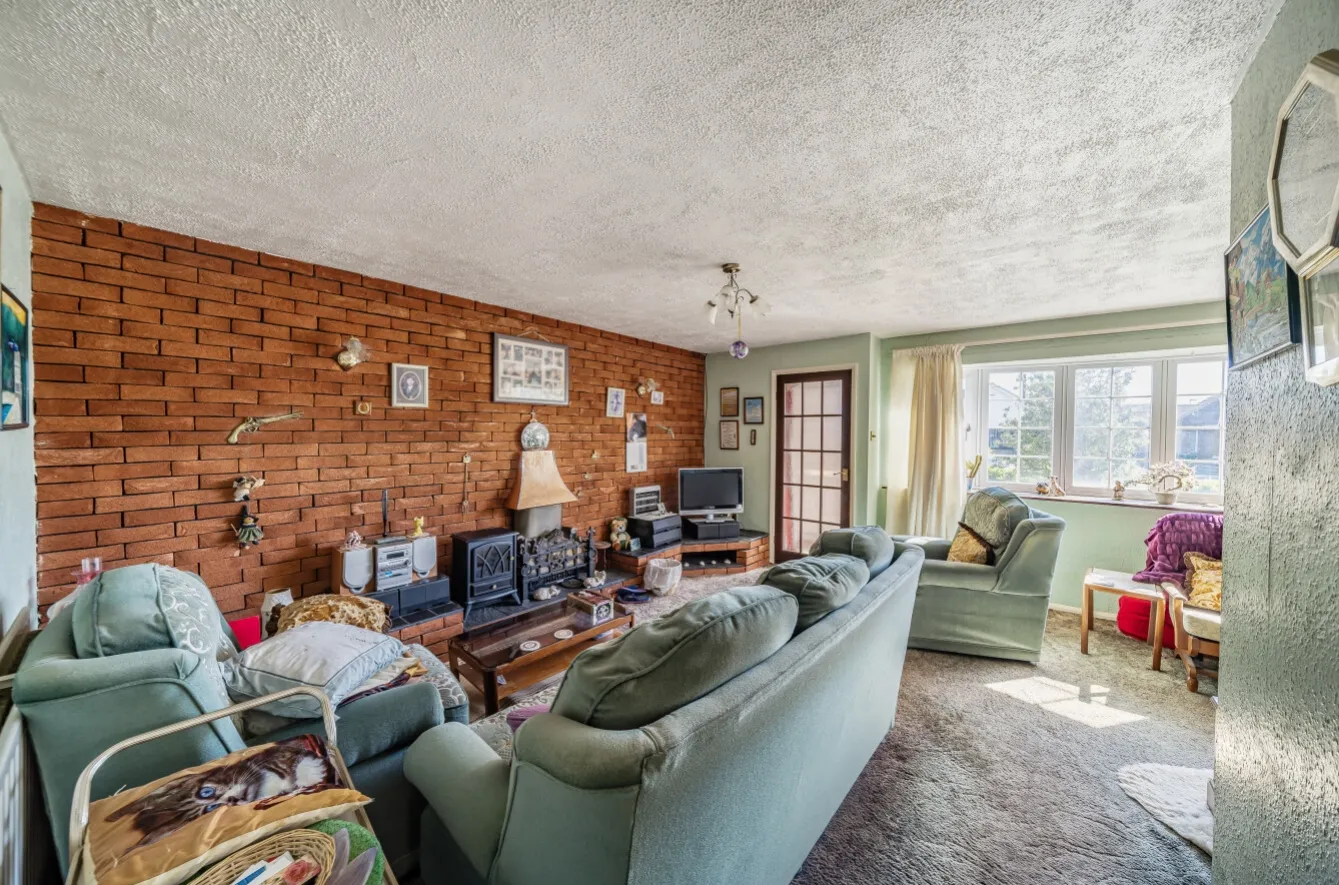 3 bed Detached Bungalow